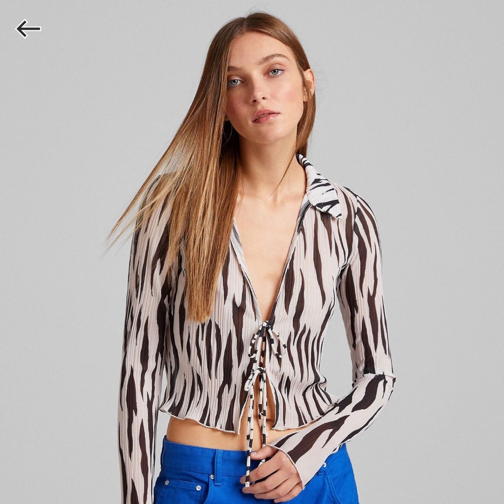 Bershka sheer crinkle tie front 90s top in zebra SIZE L